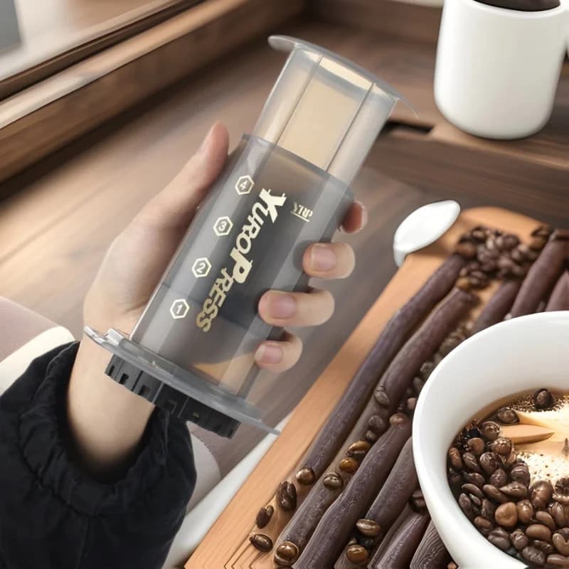 Přenosný french press kávovar